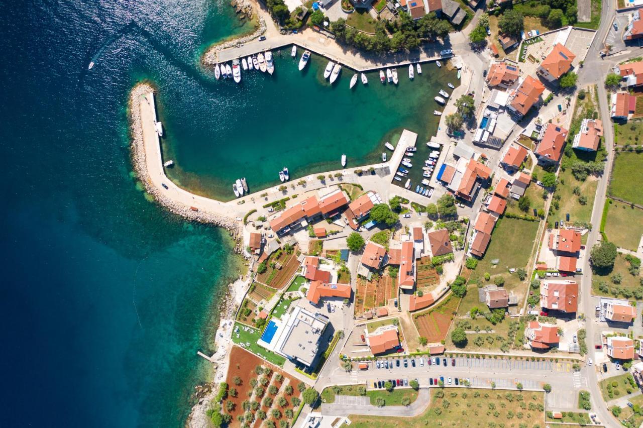 Apartments Otia Seaview Porat  Exteriér fotografie